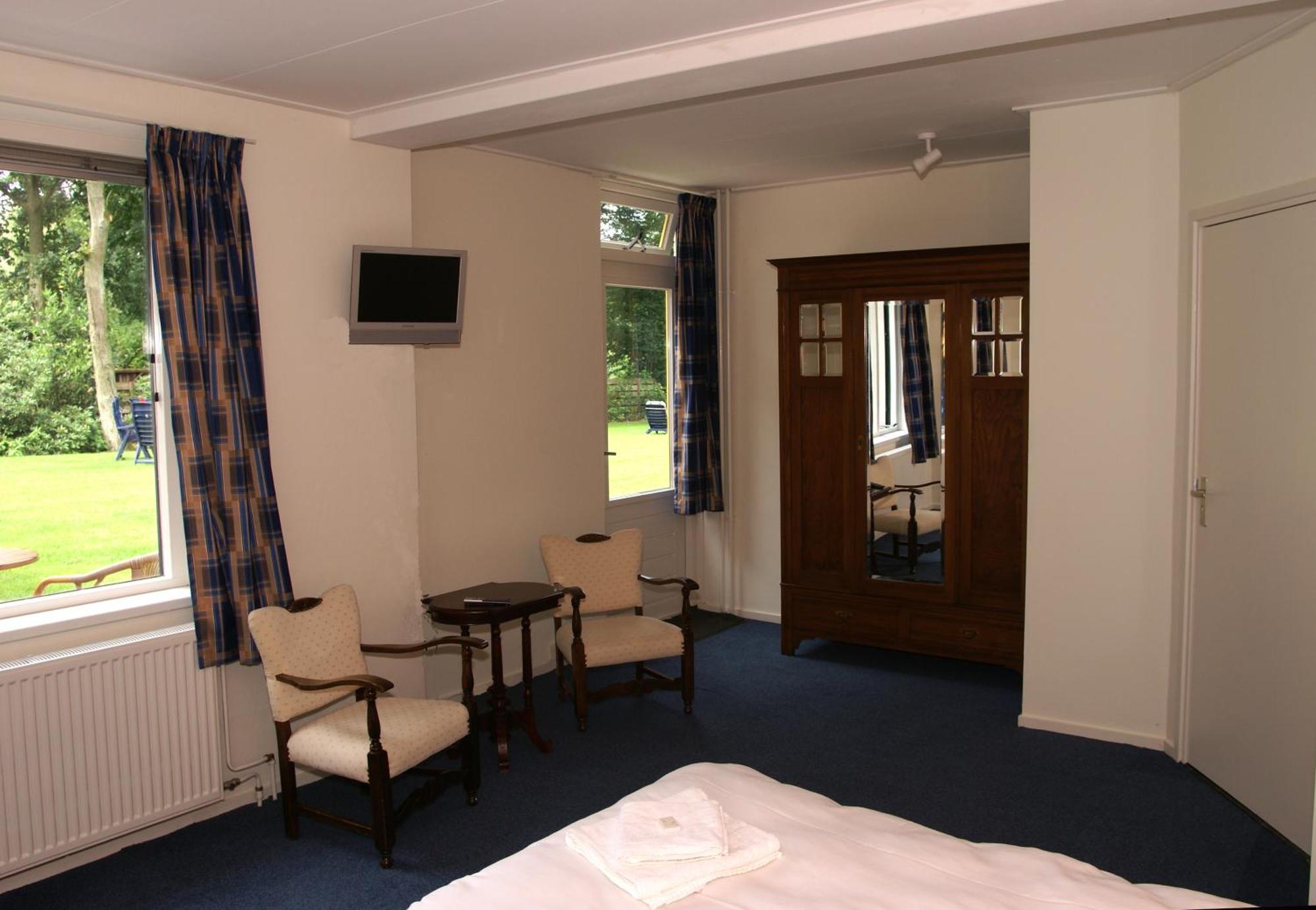 Hotel Vierhouten 3*